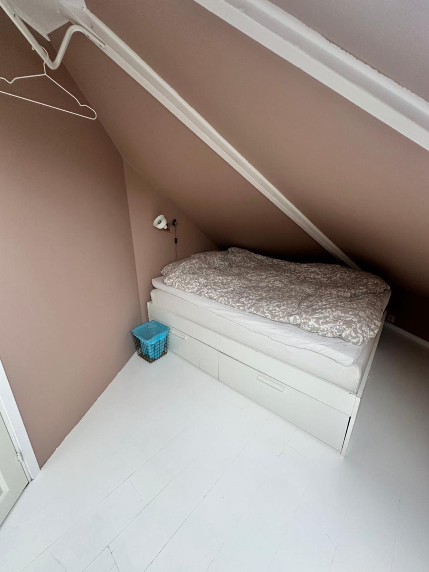 Central Spacious In Apartment *